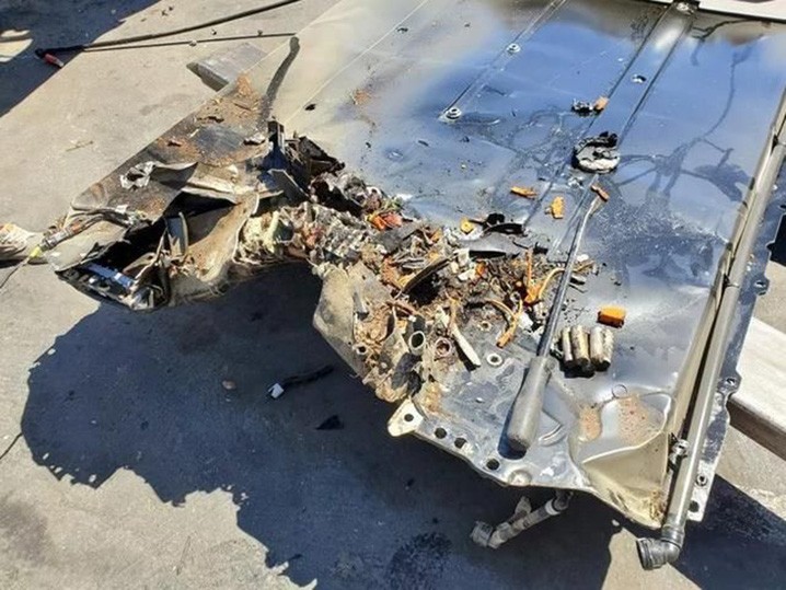 车漆在太阳下暴晒会脱落吗,车在太阳下暴晒会不会爆漆