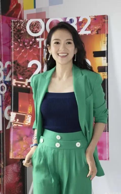 国际巨星章子怡,章子怡3000万的戒指