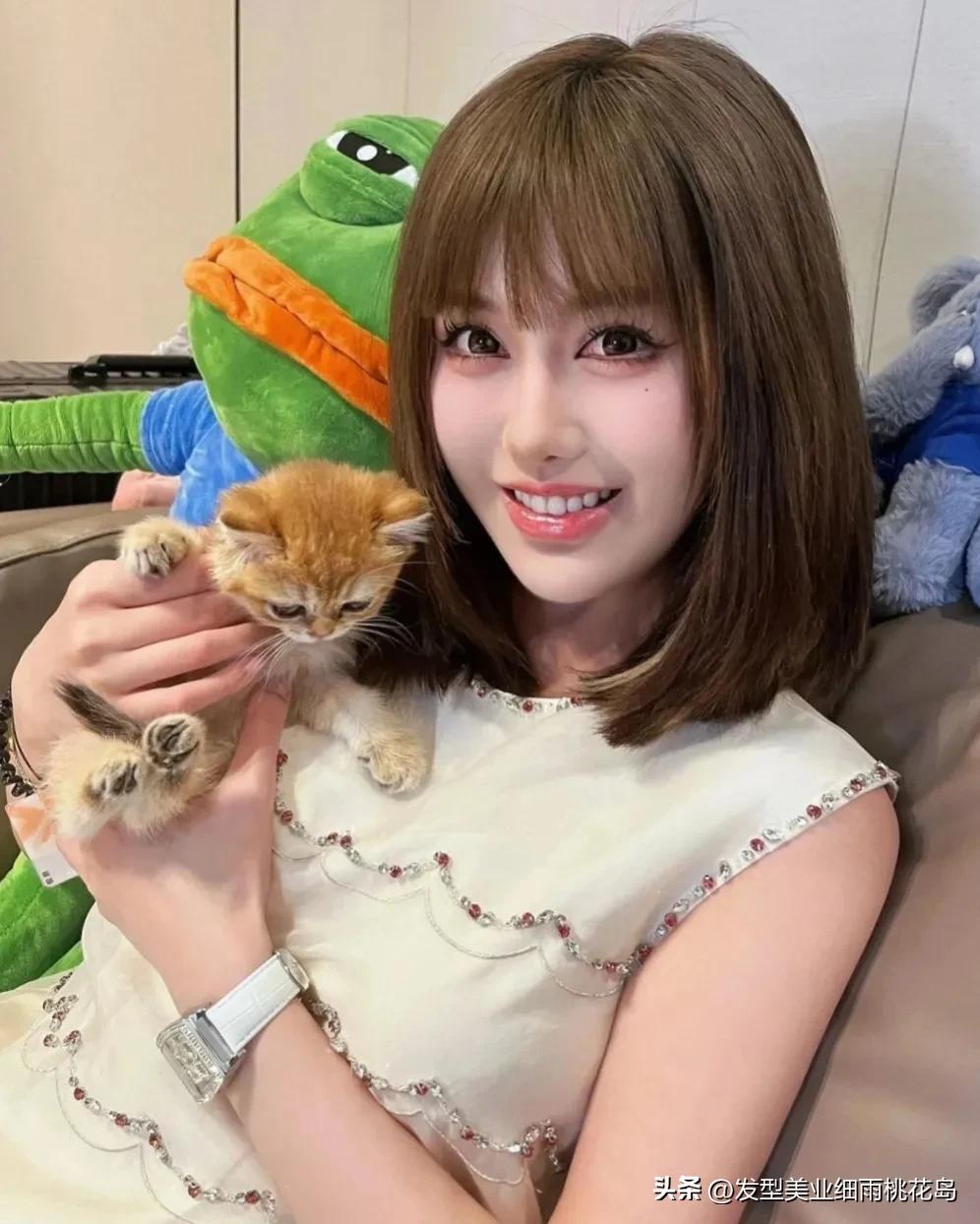 短发中年女网红排行,短发纹身女网红