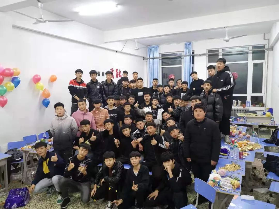 大连中港通关学校,大连中港通关学校位置