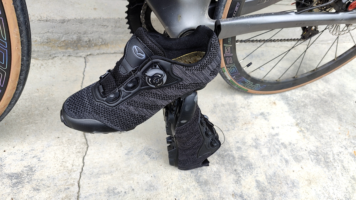 天气热了换双鞋子,天气热透气的鞋