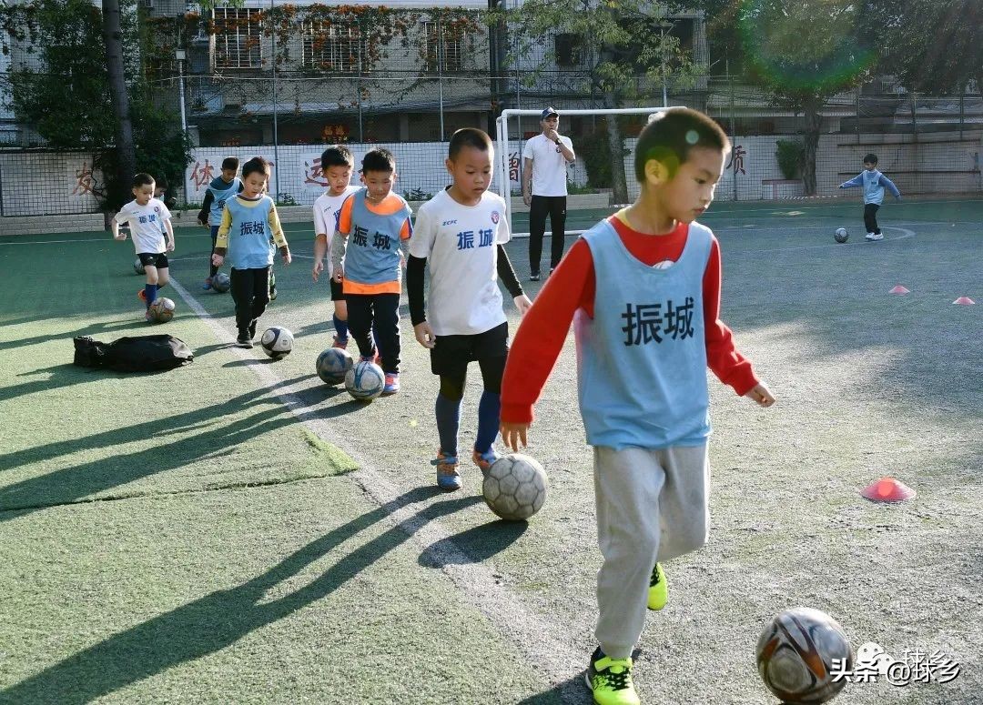 少年当自强足球,少年当自强篮球操