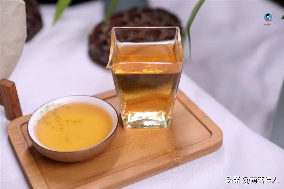 沱茶生茶冬天适合喝吗,喝茶是生茶还是熟茶好呢