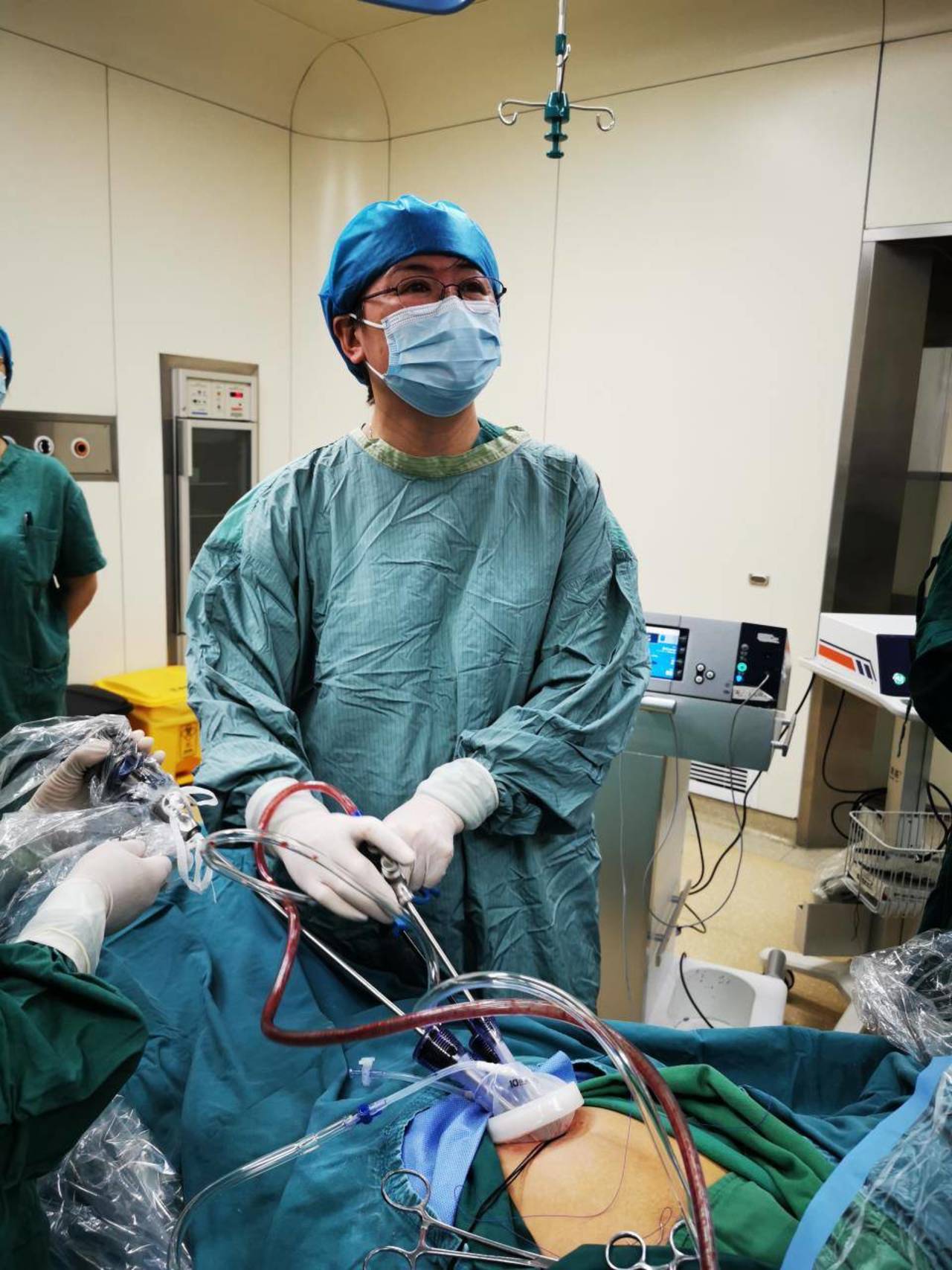 子宫肌瘤从肚脐眼取出,一个小米粒大小的肌瘤怎么办