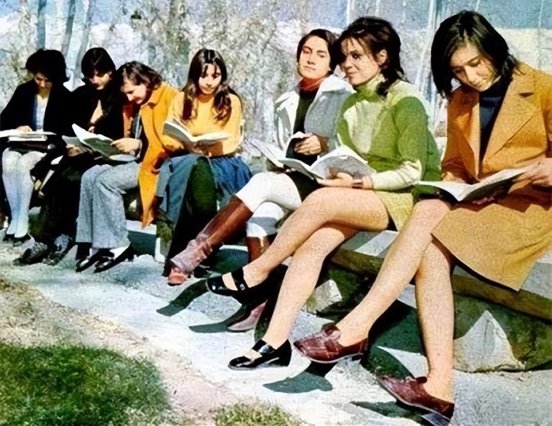 巴列维是怎么失去伊朗政权的,伊朗革命之前的伊朗