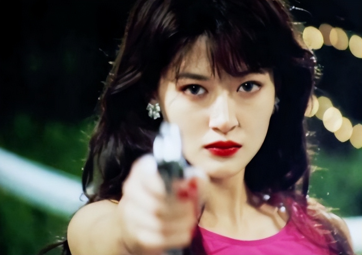 风月女神陈宝莲：15岁被逼当*星艳**，29岁跳楼自杀，太可怜了