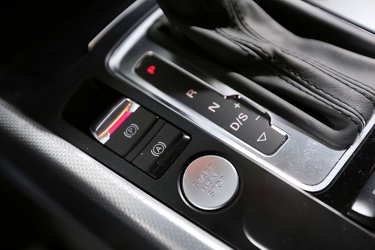 车上的hold有什么坏处,车内hold键