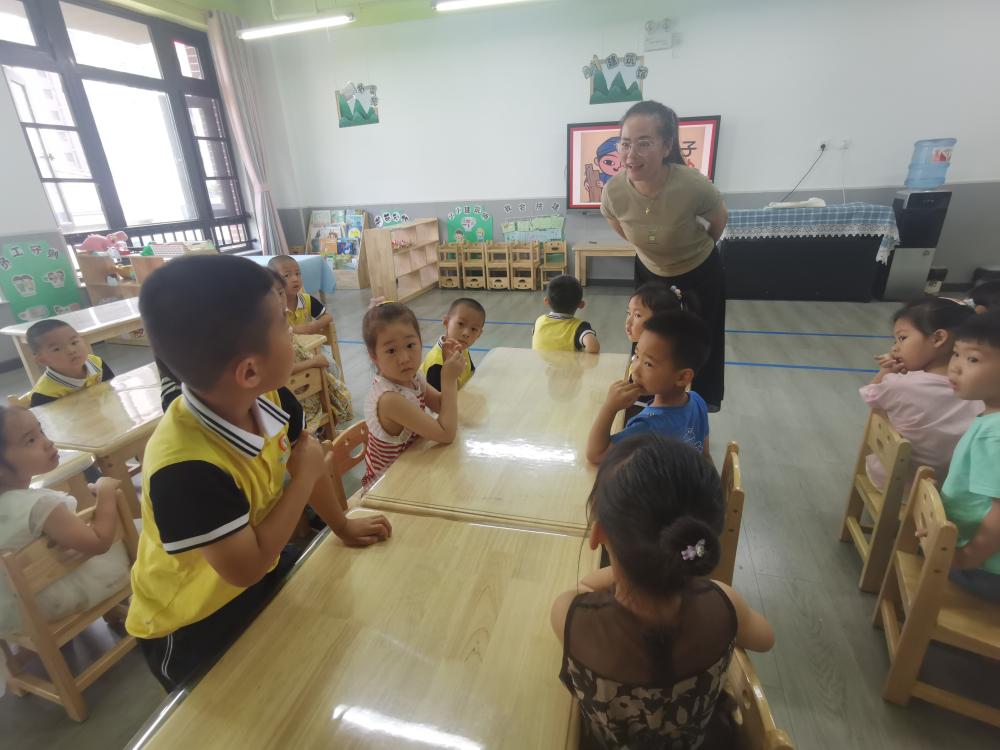 曹妃甸富力城幼儿园开展青蓝结对工程暨新老教师展示课活动