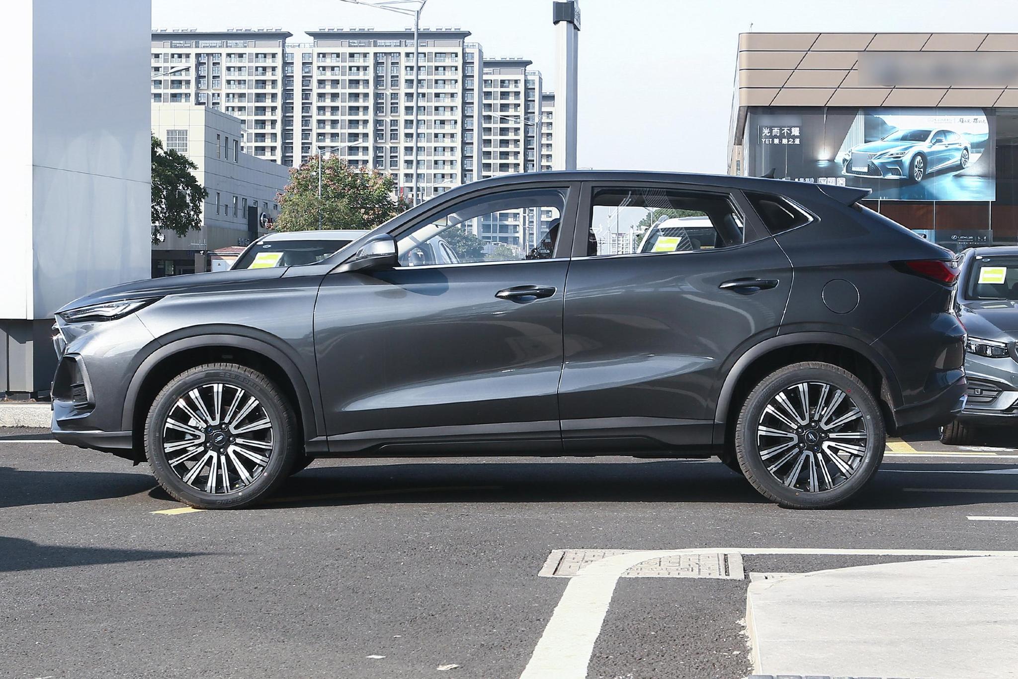 驾驶感和舒适中型suv推荐,年轻人想买suv这几款值得一看