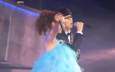 香港乐坛最后一位歌王,香港唯一不会唱歌的明星