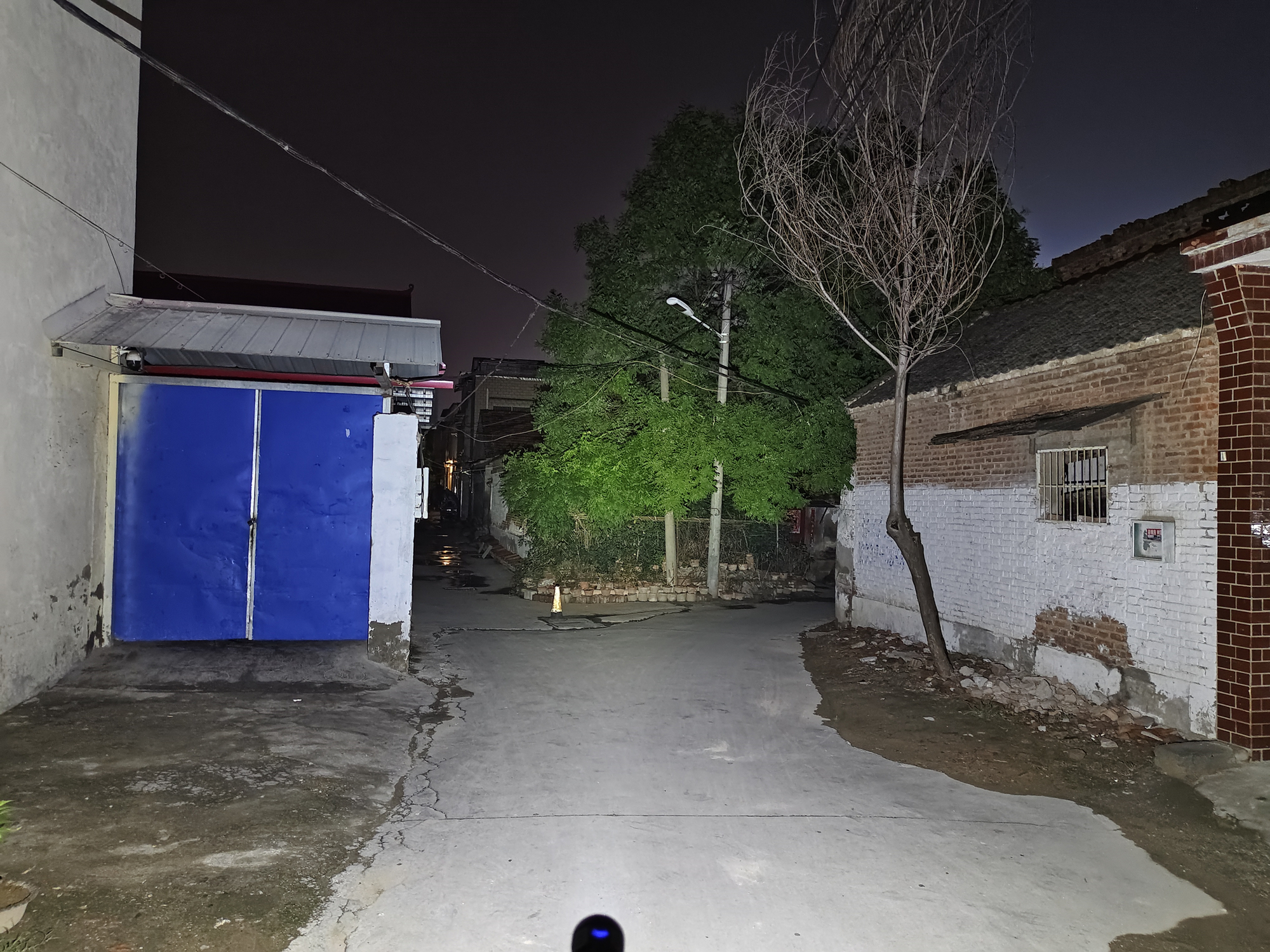 短小精悍实力派！在路上M4KEDC小手电体验