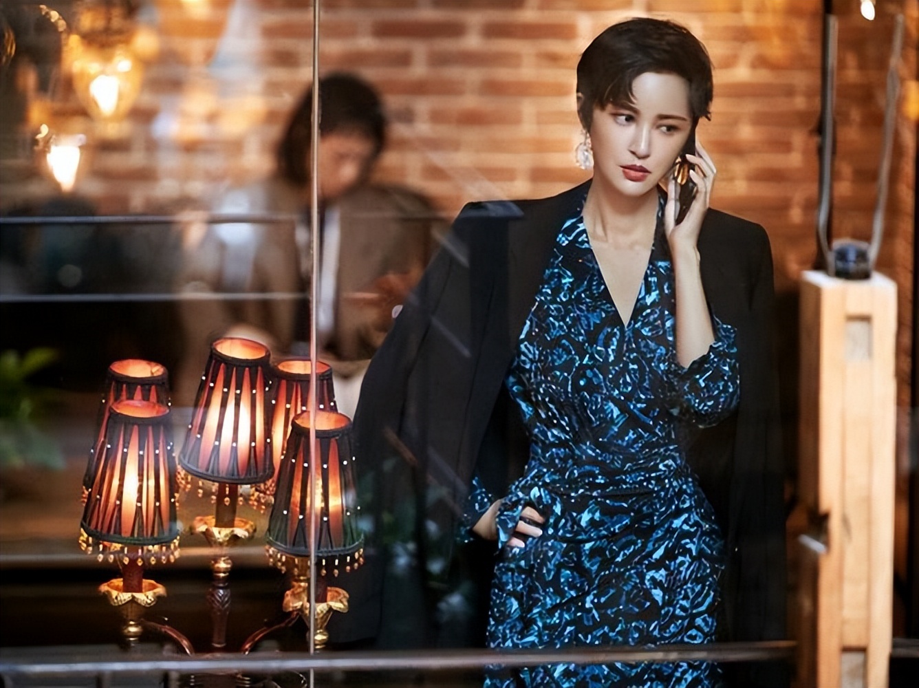 张歆艺瘦成纸片人,张歆艺瘦到脱相变纸片人