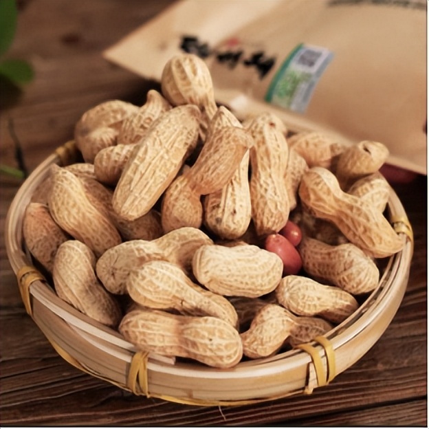 吃花生会过敏是什么症状,花生过敏的人不能吃什么