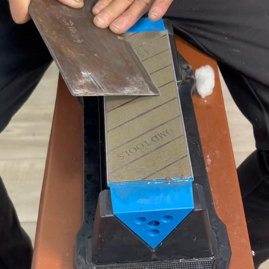 居家必备电动磨刀器轻松磨刀,家居好物磨刀器