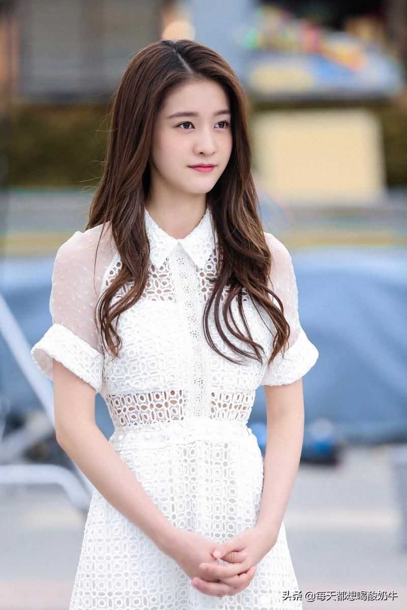 如何评价大s的颜值,大s女儿的真实长相