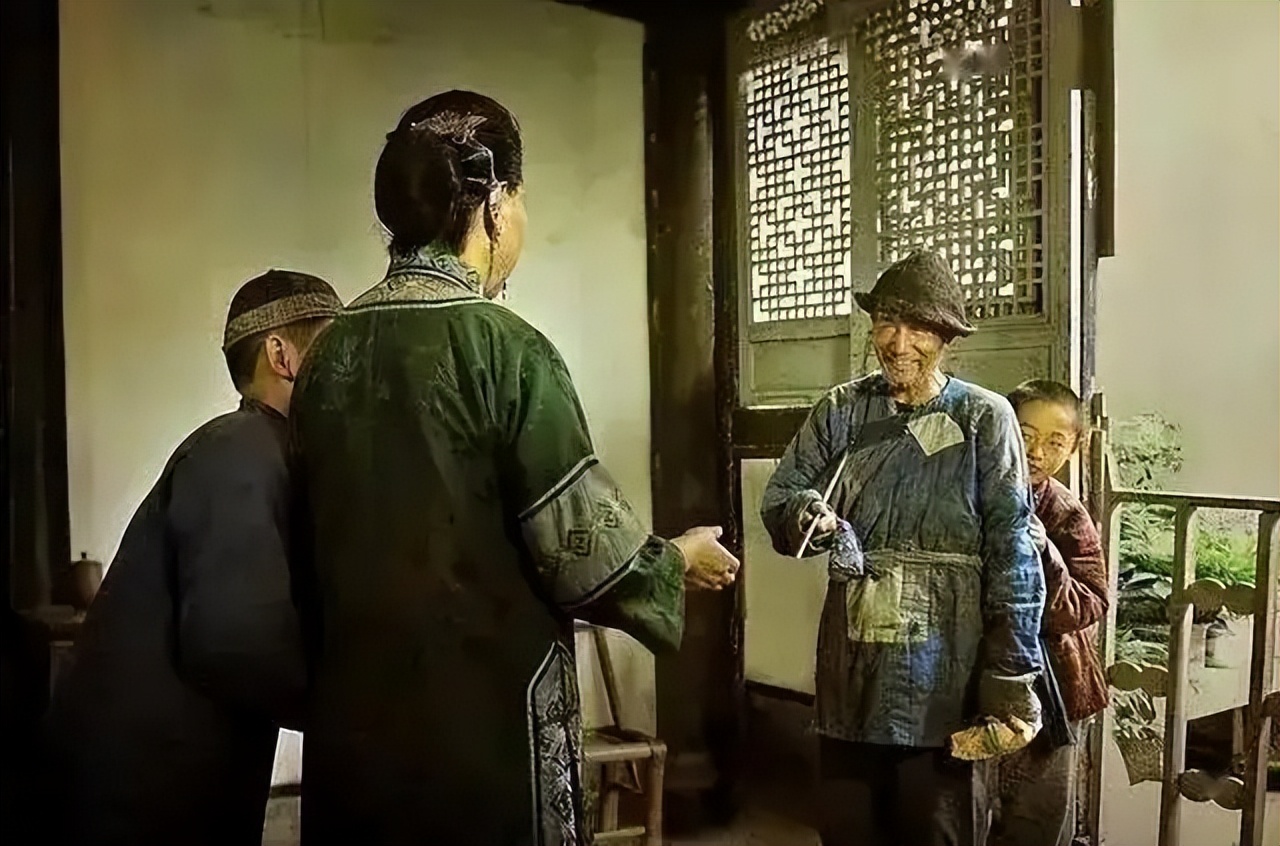 鲁迅闰土逝世时间图片,鲁迅儿时玩伴闰土的后人现在咋样