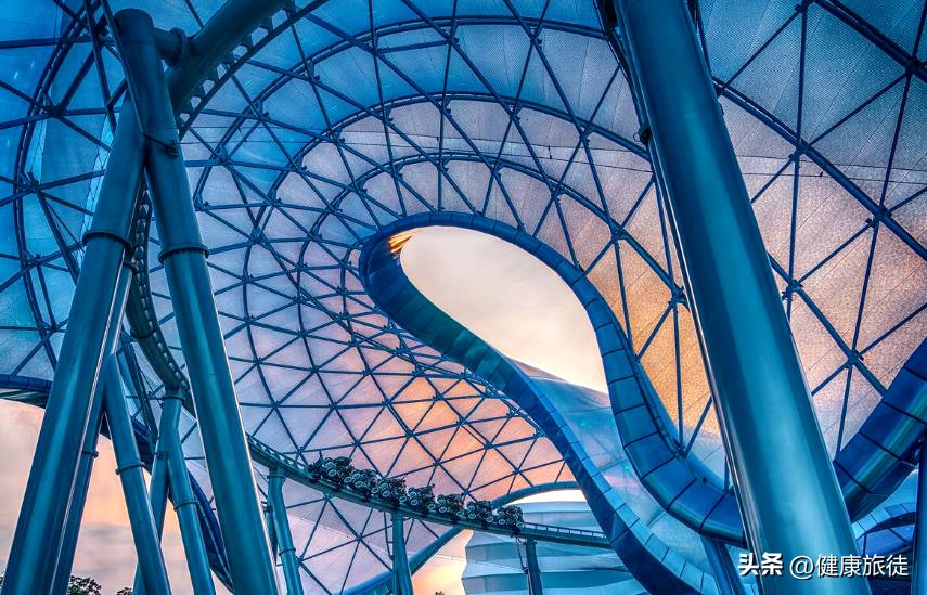 上海迪士尼乐园夏日狂欢盛宴,上海迪士尼乐园七大主题乐园介绍