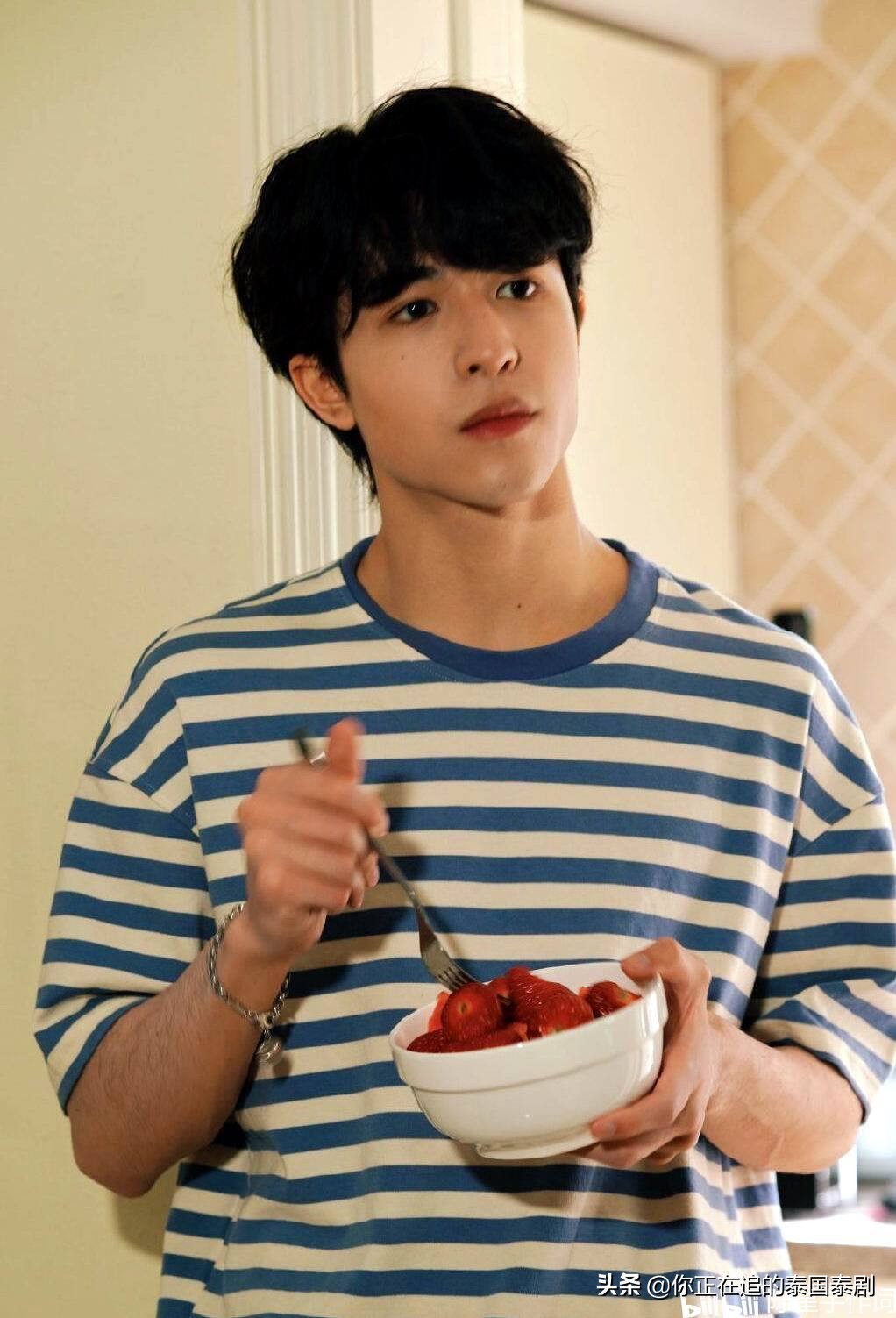 泰国双子星尹浩宇,尹浩宇桃花坞唱歌perfectnight