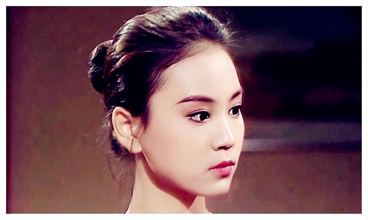 露额头发型会显得阳光,露额头显精神的发型