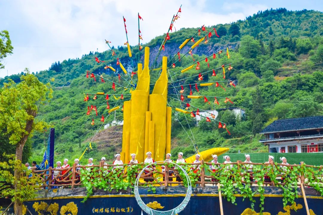 贵州凯里苗寨包吃包住农家乐,贵州黔东南民宿50元一天包吃住