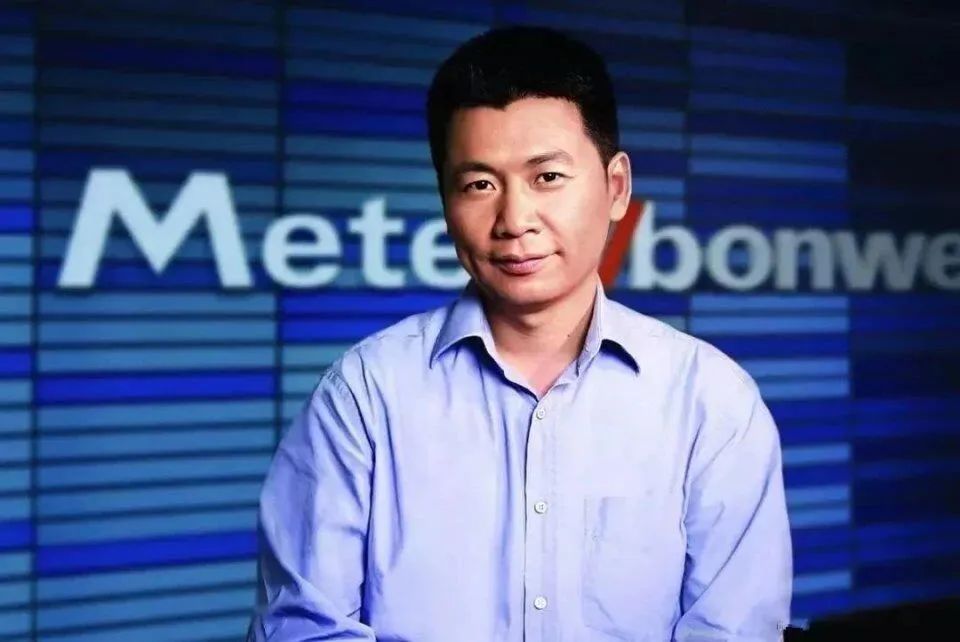 小时候穿的鞋服品牌,现在过得怎样了