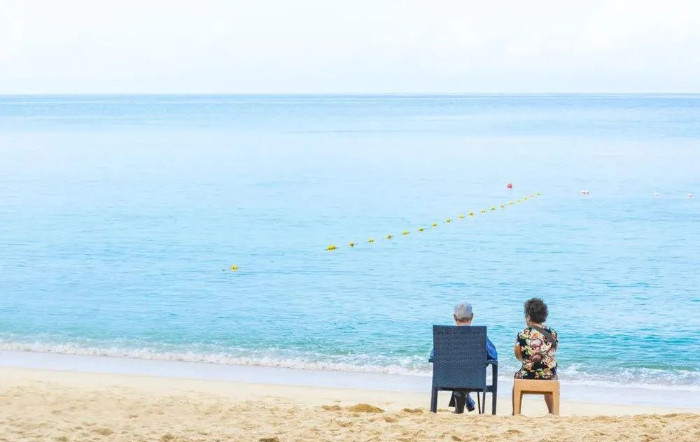 老人去世家里有哪些东西不能留,亲人过世留下的物品