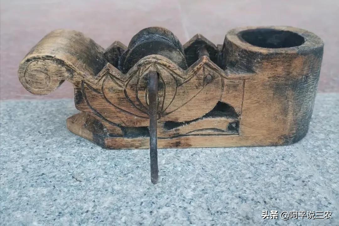 在农村的木匠,农村即将消失的手艺人篾匠铁匠