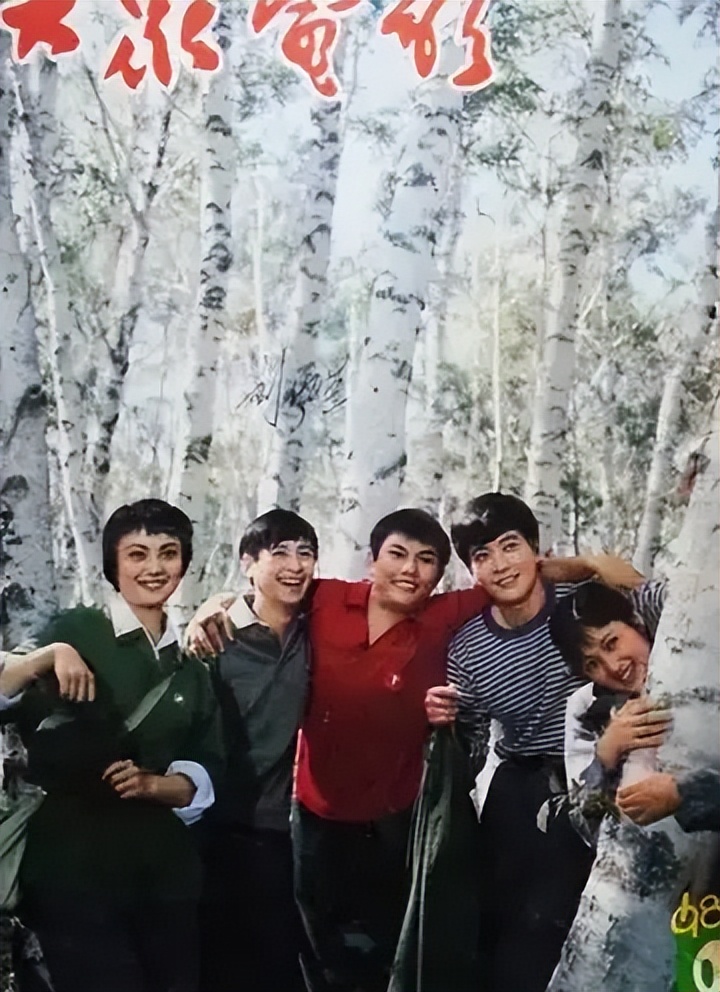 在《大众电影》中，体味“群众影评”的启示与不足