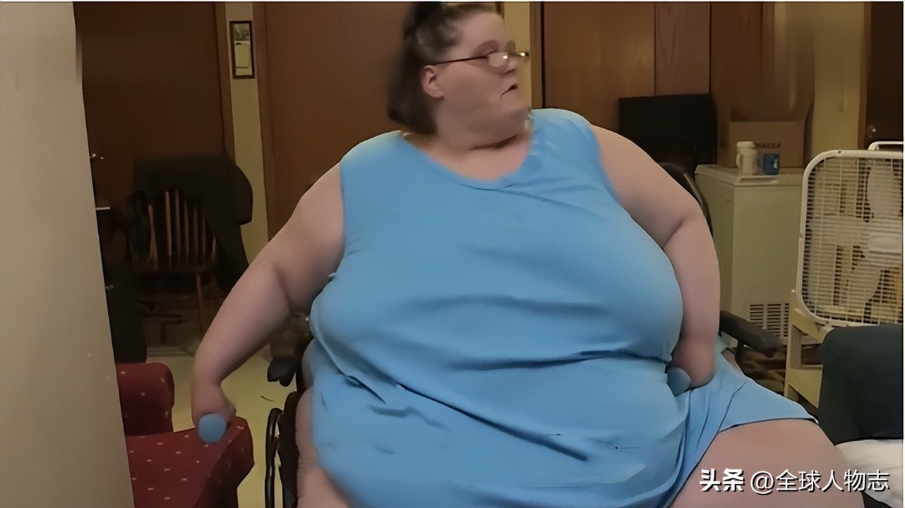 1450斤美国女孩,1450斤巨胖女孩被男子追