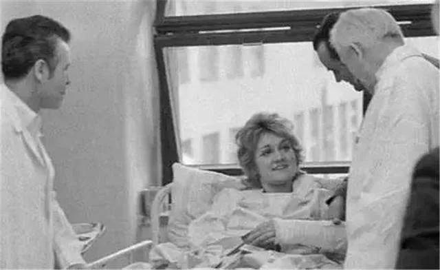 世界上真的奇迹，万米高空坠落曾有幸存者！祈祷奇迹再次降临