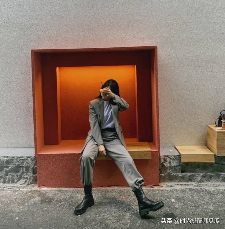 什么鞋型的高跟鞋百搭又好看,全包脚高跟鞋百搭高级感