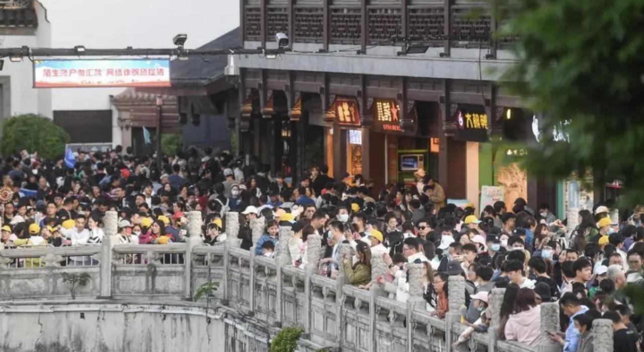 五一2.74亿人次国内游,五一假期前4天旅游人次破亿