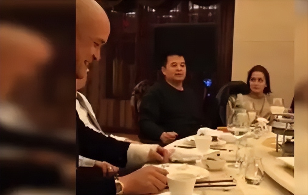 64岁毕福剑近况曝光！曾祸从口出被央视开除，如今竟成了如此模样