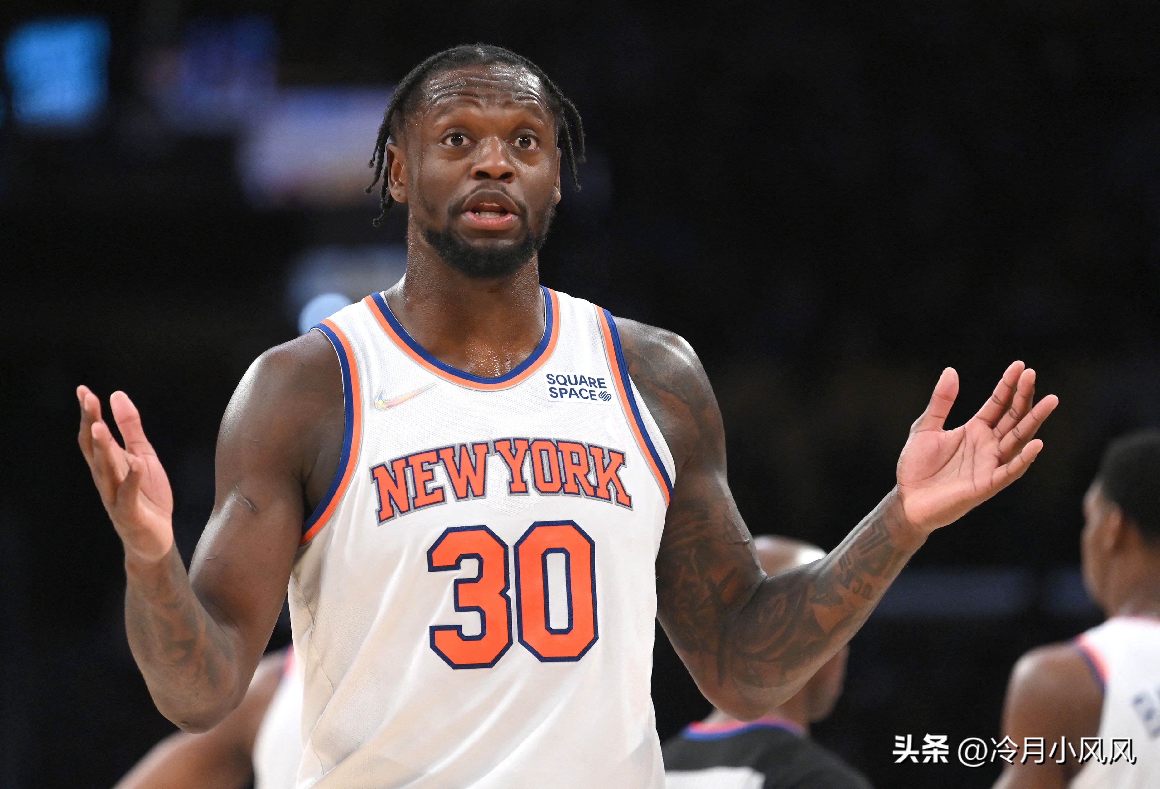 一夜消息：24+9全明星报销，西班牙传奇退役，小卡伤势严峻