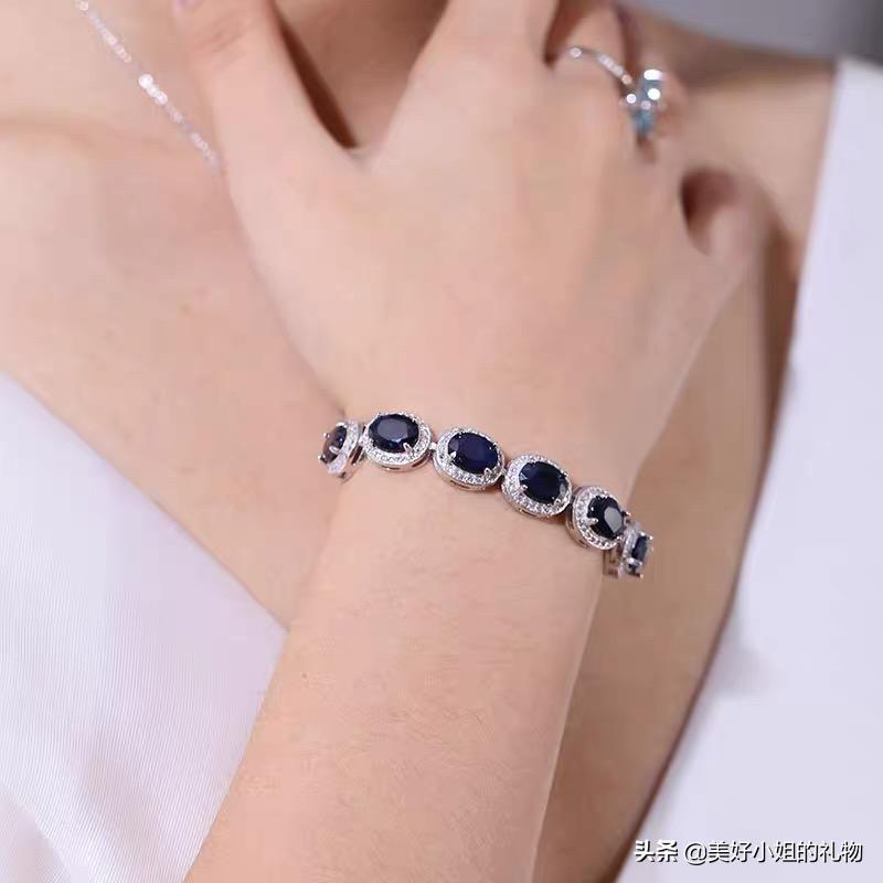 母亲节礼物40-50岁实用首饰套装,母亲节首饰礼物推荐