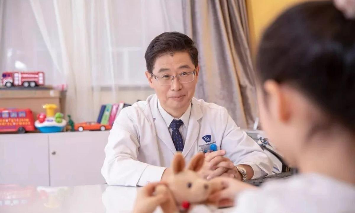 多学科通力合作，2.6公斤无肛宝宝顺利完成横结肠造瘘术