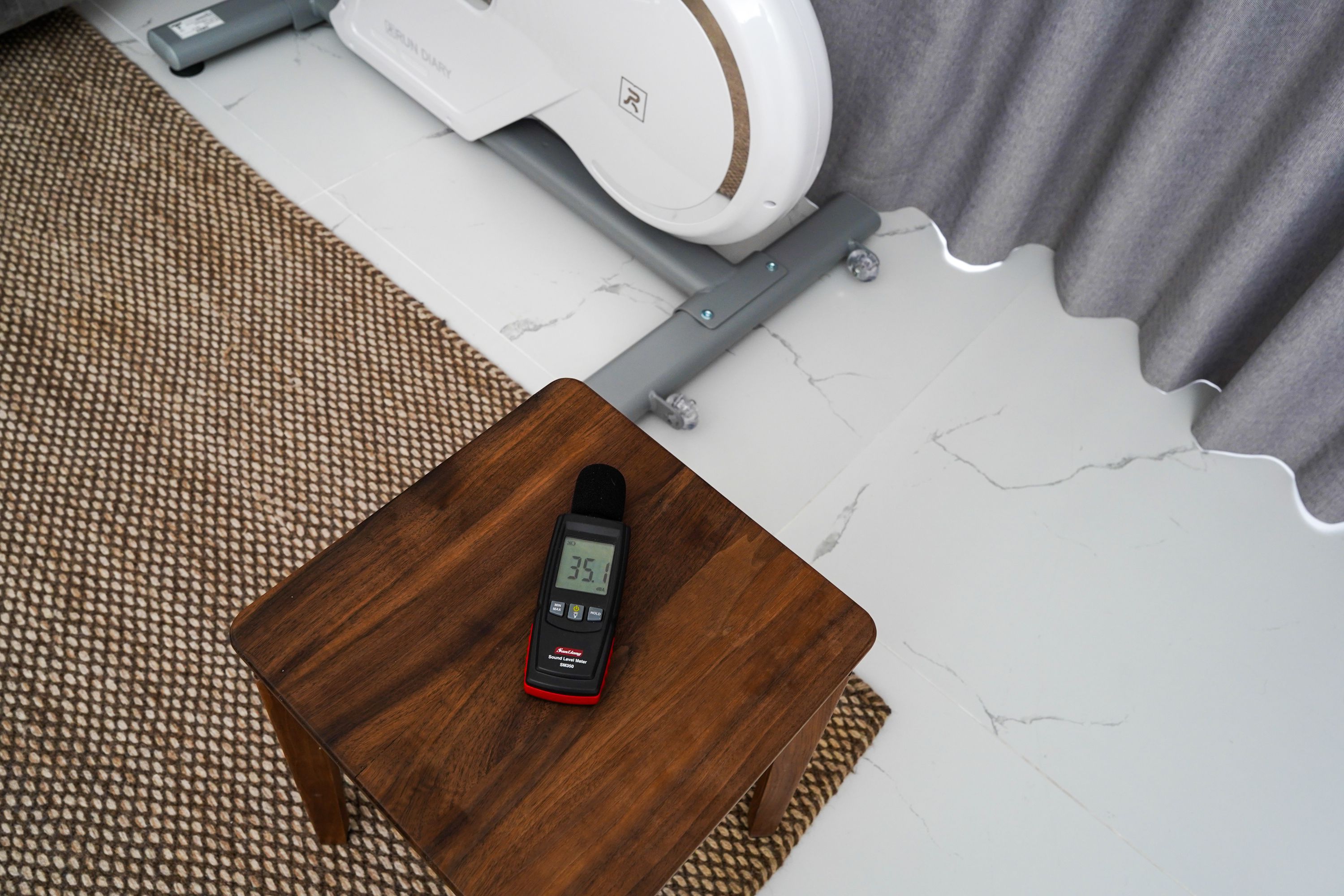 家用动感单车选购指南！不伤膝盖正确骑行，肥肉和焦虑都远离