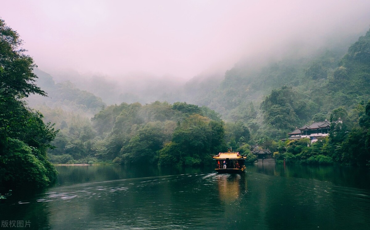 成都网红打卡景点双子塔在哪里,最近成都很火的网红打卡的火锅楼
