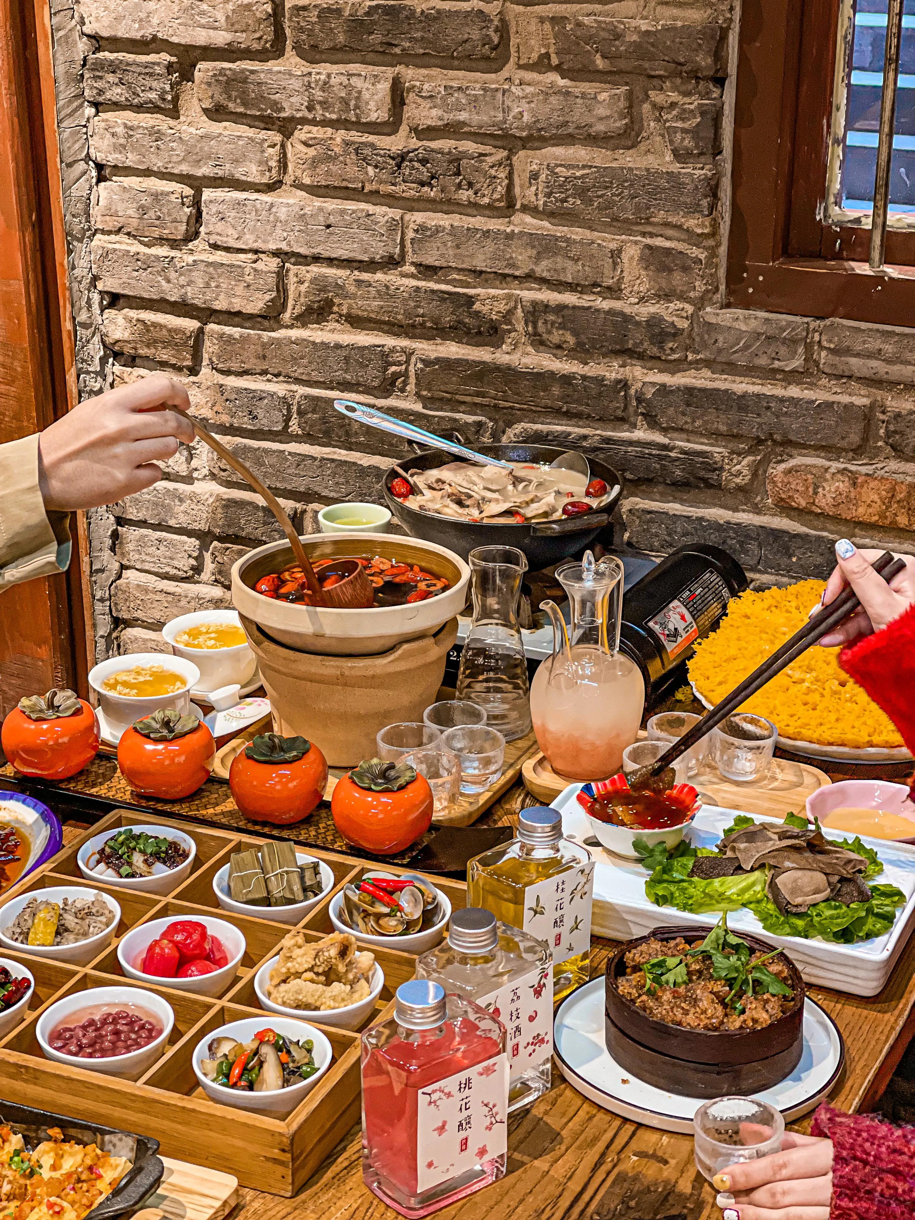 重庆开了30年的宝藏老酒馆‼️热梅酒赞到爆