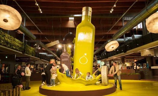 产业创造商业新标签——美食界迪士尼的创新之路