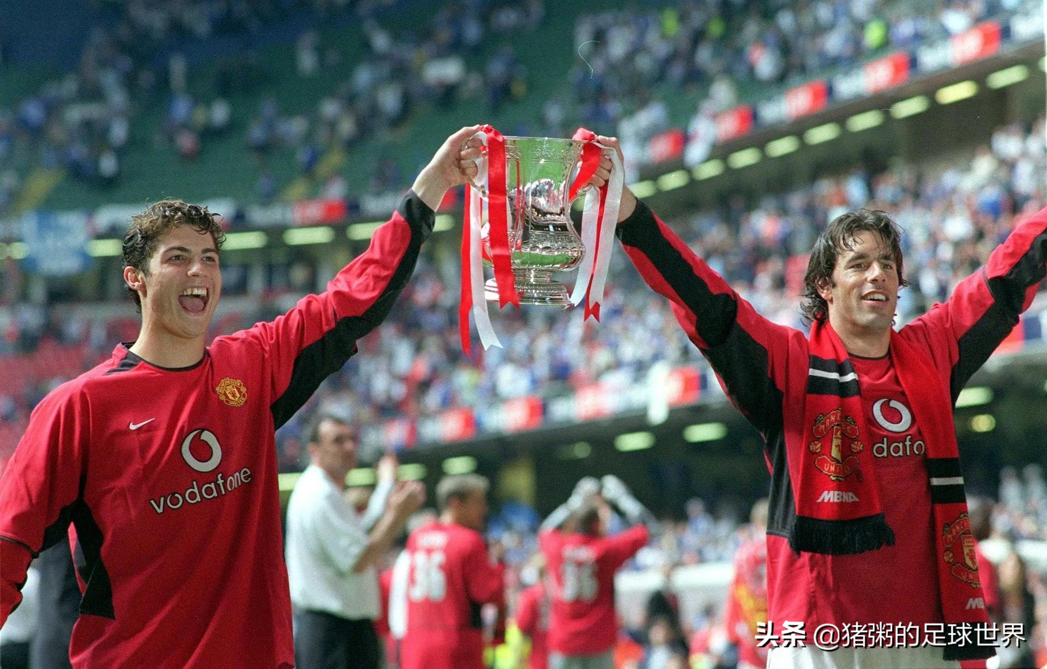 21世纪足坛十大前锋,21世纪足坛前10年最佳中锋