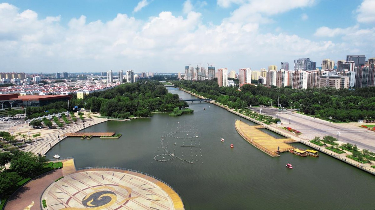 万科公园城市旁的公园,万科公园大道胶州小户型