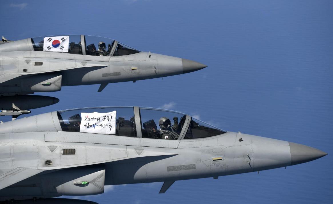 2021年韩国女兵遭侵犯，申诉无门结婚当天自杀，40万人*愿请**彻查