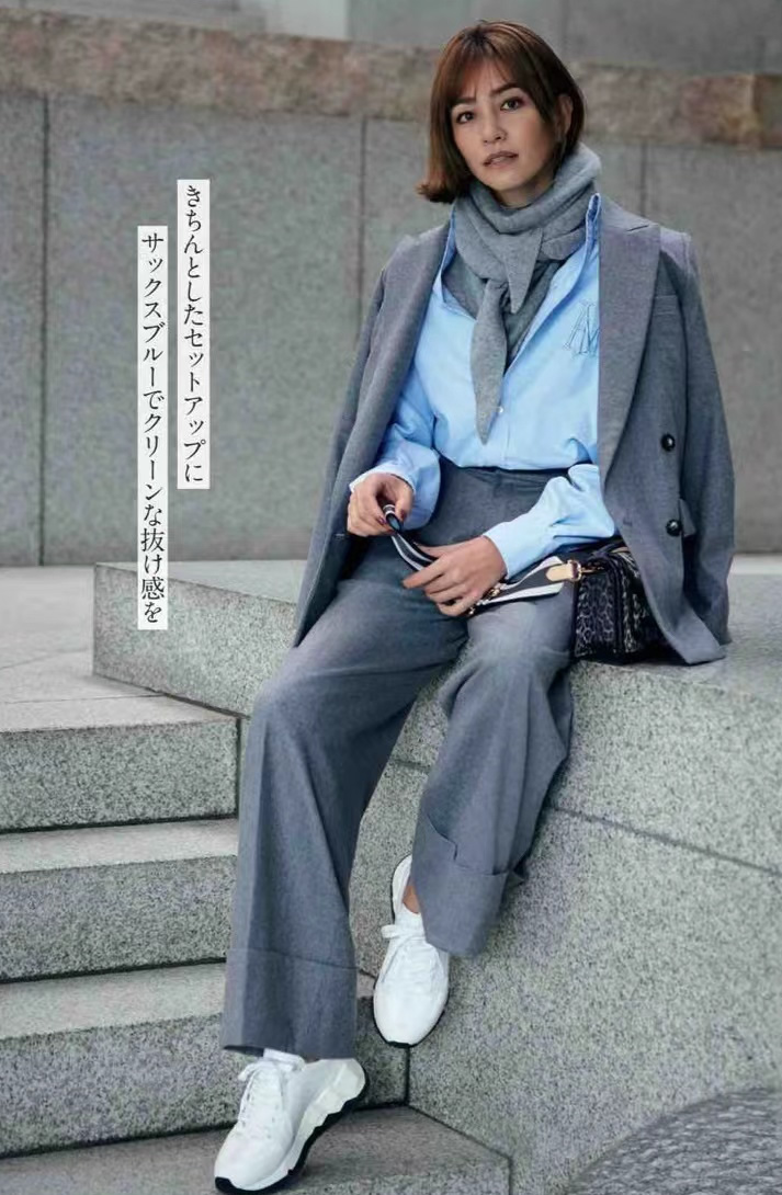 今年冬天穿衣流行什么颜色,冬季穿什么颜色衣服显白