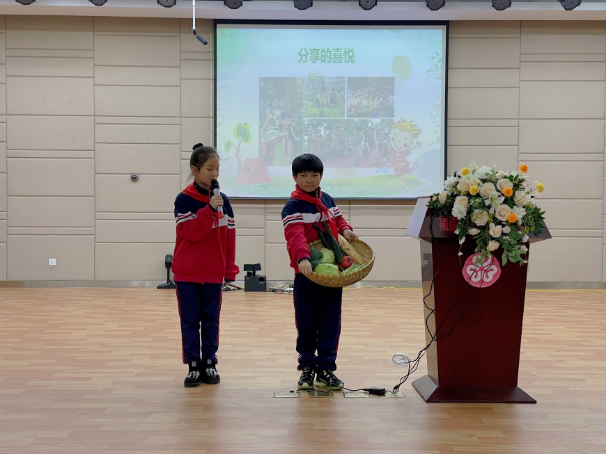 福州市融侨小学：争章筑梦心向*党**“艺”劳永熠酿芬芳