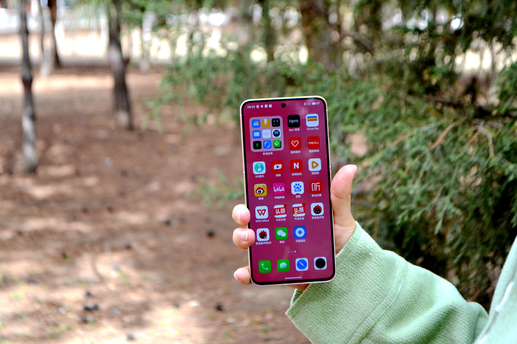 魅族20pro获得安兔兔6月好评榜,2021年5月安兔兔性价比排行榜