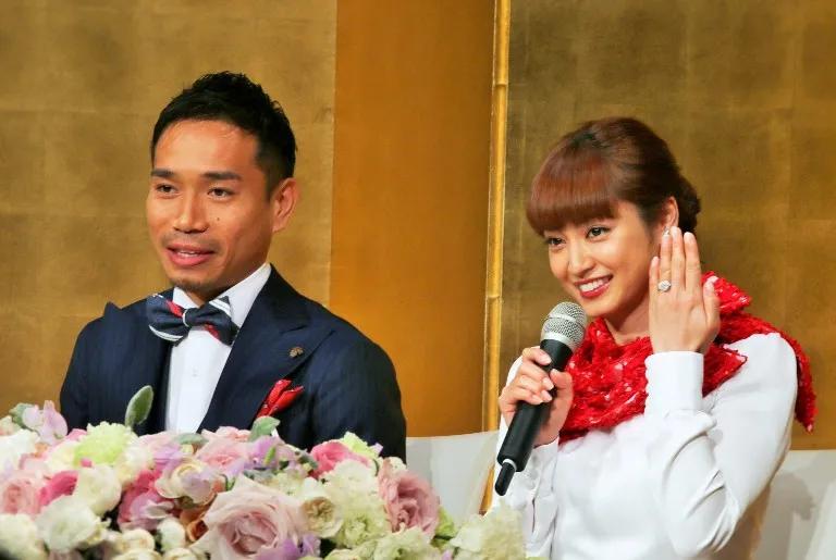 国足太太团颜值爆表,国足太太团斗艳美如画