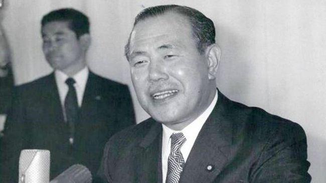 日本记者故意刁难：*鱼岛钓**归属哪国，*小平邓**的巧妙回复，让人敬佩