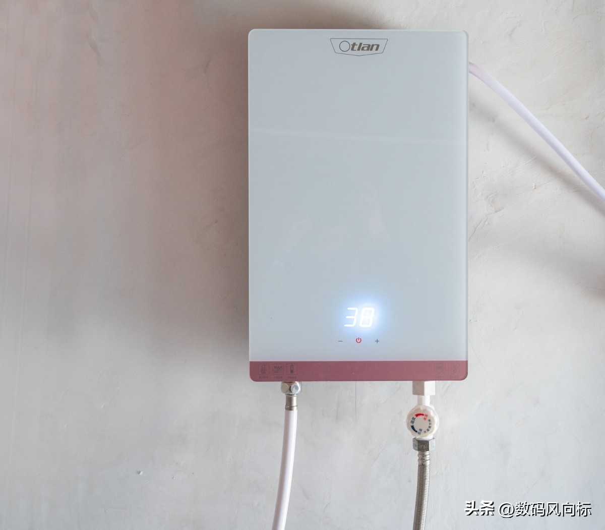 奥特朗即热热水器f15h-z85a,即开即热无需等待