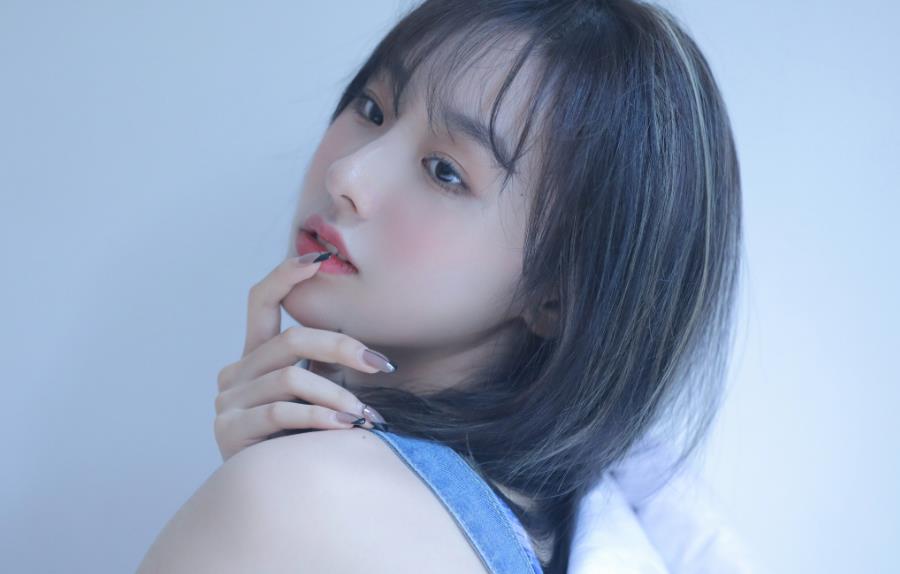 女生说无聊怎么幽默回复,女生说无聊怎么回复高情商的话